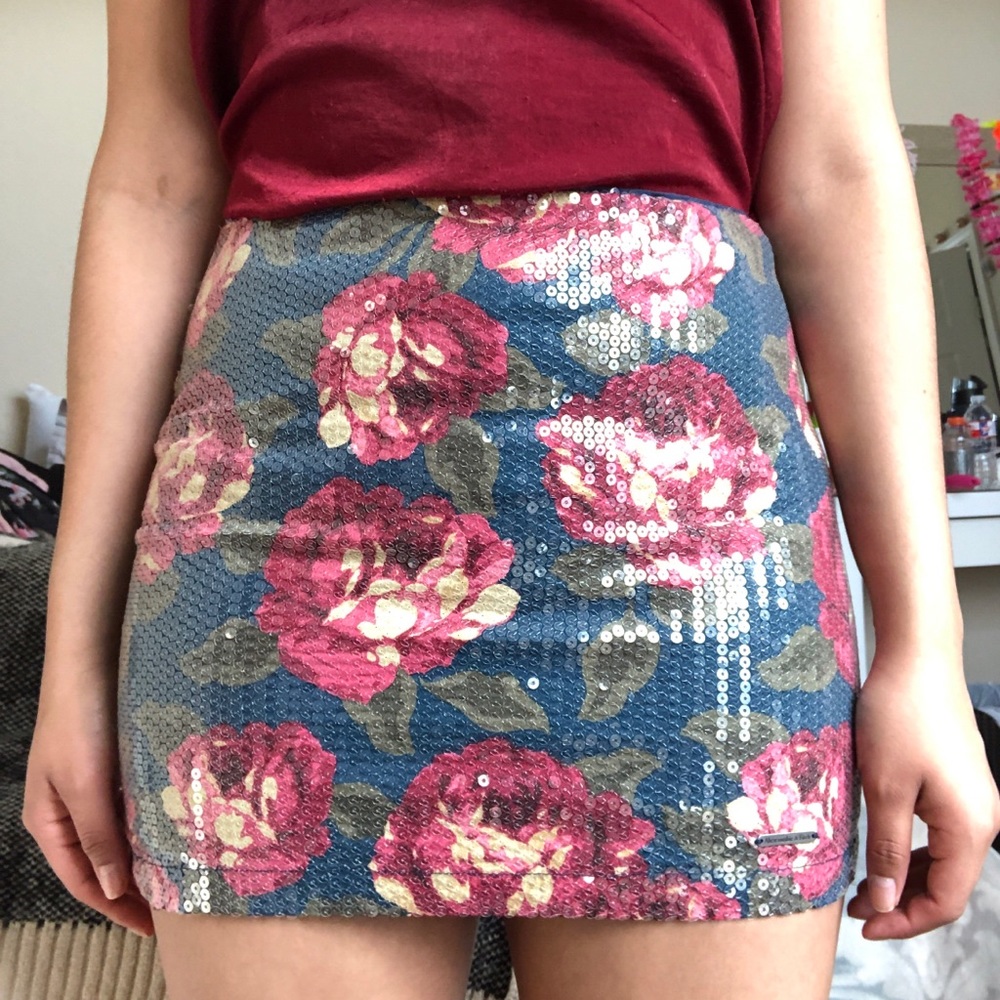 Sequin Floral Mini Skirt